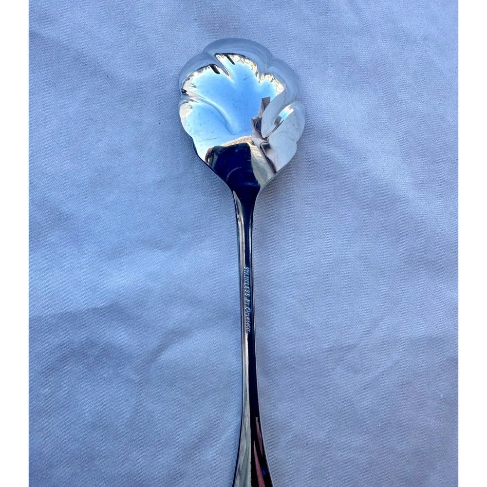 Stainless by Oneida-Cabana sugar spoon and butter knife 6